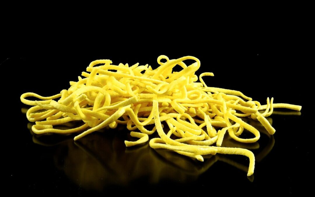 découvrez comment convertir facilement vos recettes de pâte à crêpes pour obtenir la consistance parfaite à chaque fois. astuces et conseils pour réussir vos crêpes à coup sûr.